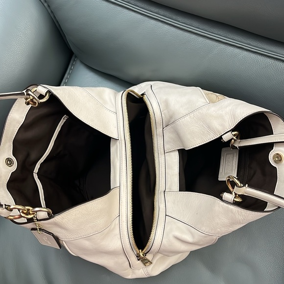 Coach Edie Cream leather with tan Monogram,Chain & leather shoulder Strap - Picture 11 of 11